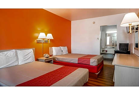 2 Full Beds Non-Smoking