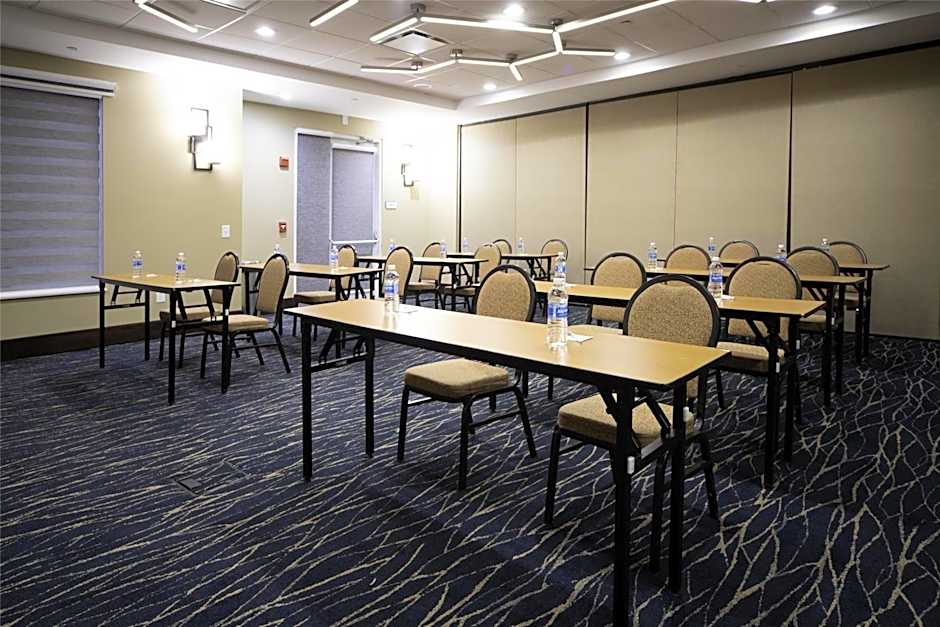 Hilton Garden Inn Fayetteville - Fort Bragg