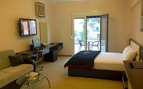 Deluxe Apartment with Accessible Features