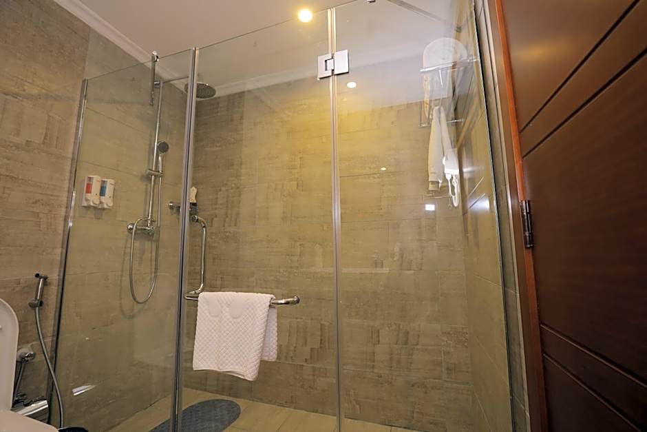 Mado Hotel