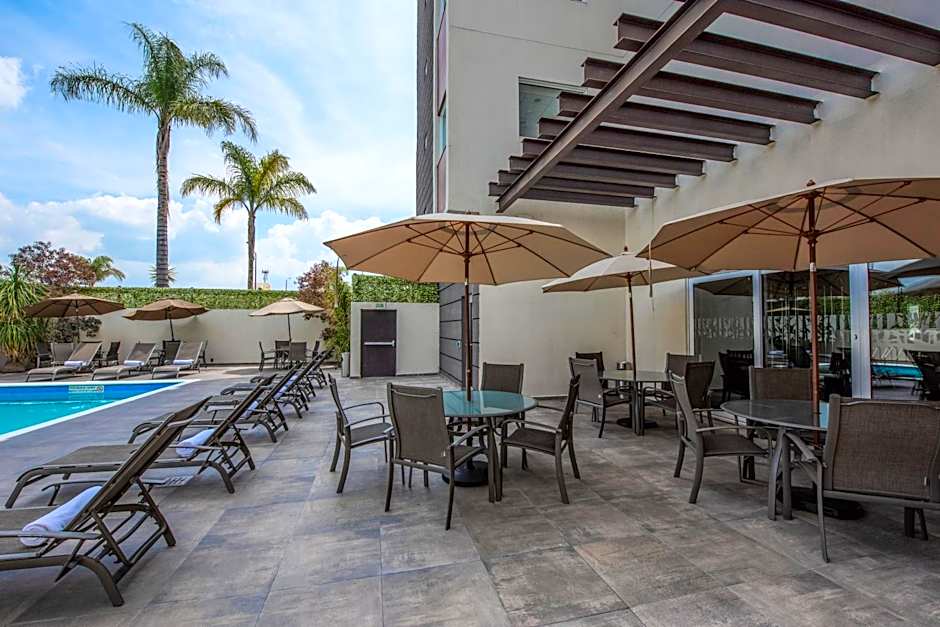 Holiday Inn Express and Suites Celaya By IHG