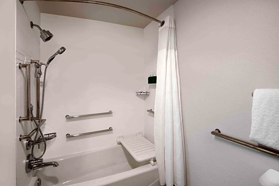 Sonesta ES Suites Atlanta Alpharetta North Point Mall
