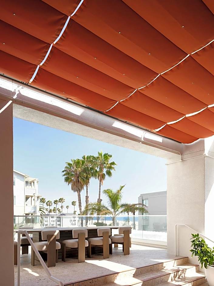Sandbourne Santa Monica, Autograph Collection