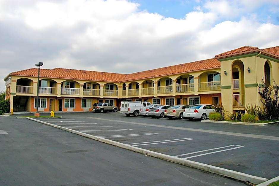 Crystal Inn Suites & Spas