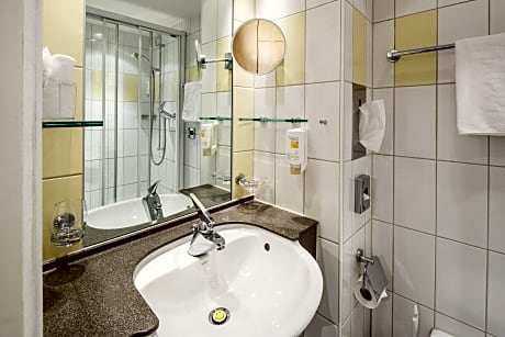 Economy Single Room (1 Twin Bed)