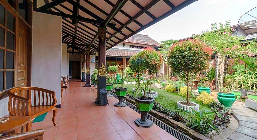 RedDoorz near Transmart Pangkal Pinang