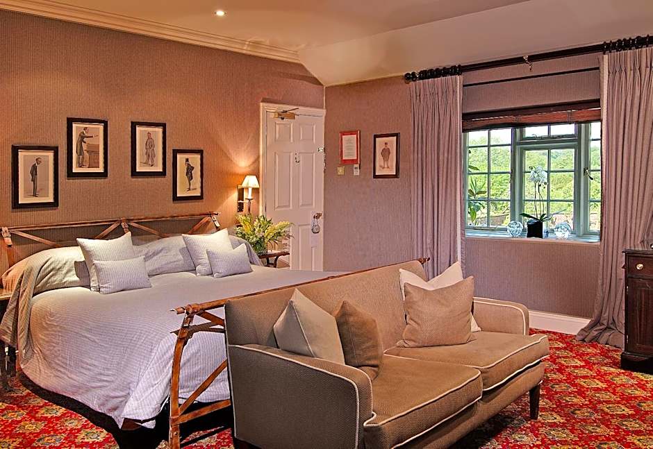 Summer Lodge Country House Hotel