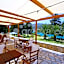 Geni Garden Apartments