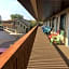Scenic Shore Inn