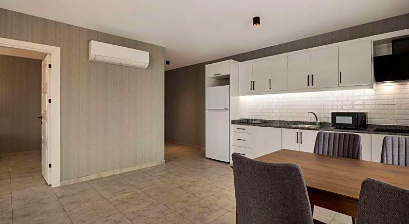 Days Inn by Wyndham Alanya