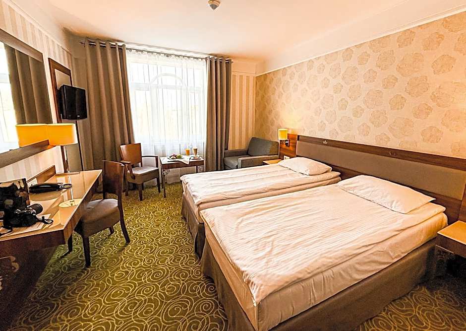 Hotel Lord - Warsaw Airport