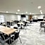 Baymont Inn & Suites By Wyndham Dickinson, ND