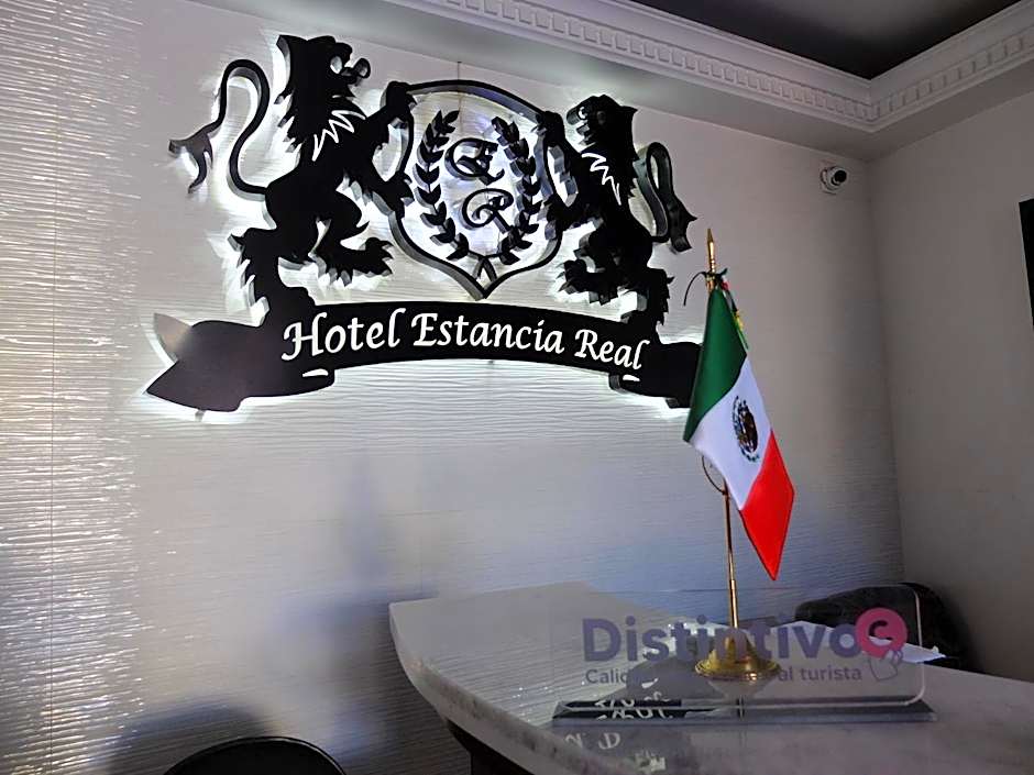 Hotel Estancia Real