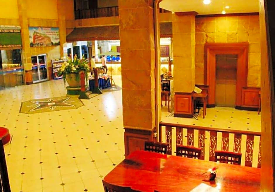Thepnakorn Hotel