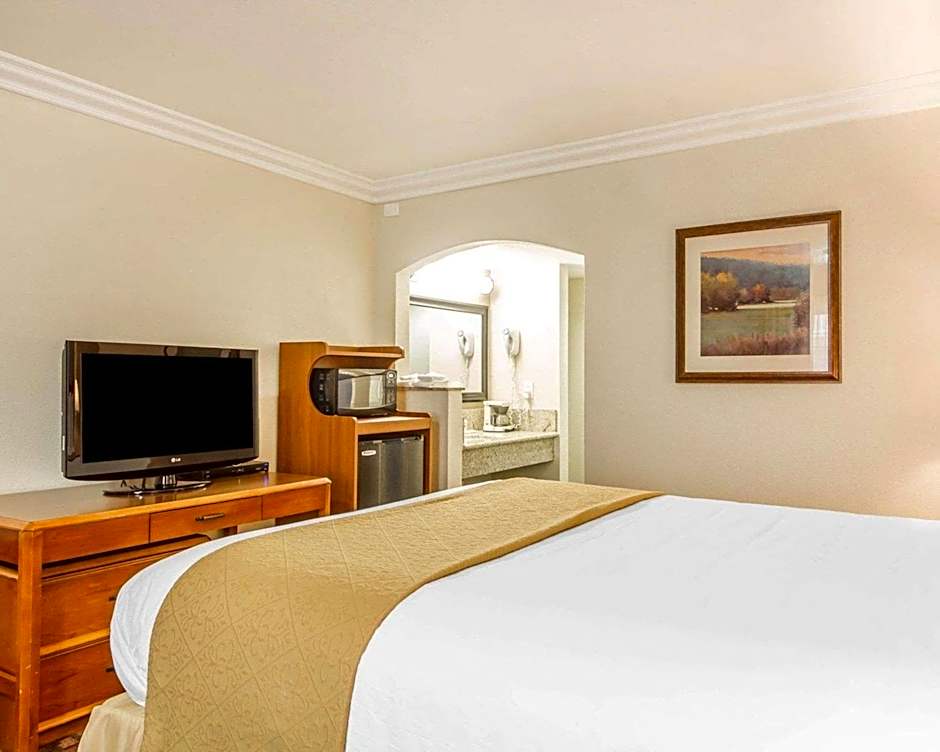 Quality Inn Sacramento Convention Center