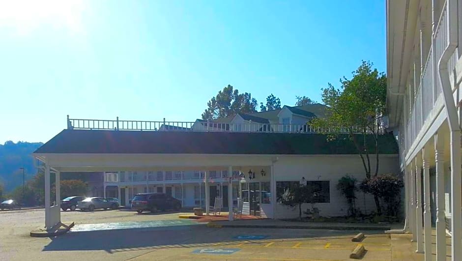 Stratford Motor Inn East Ellijay