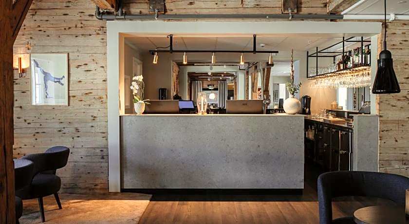 Home Hotel Packhuset