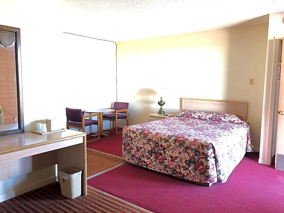 Deluxe Inn Motel