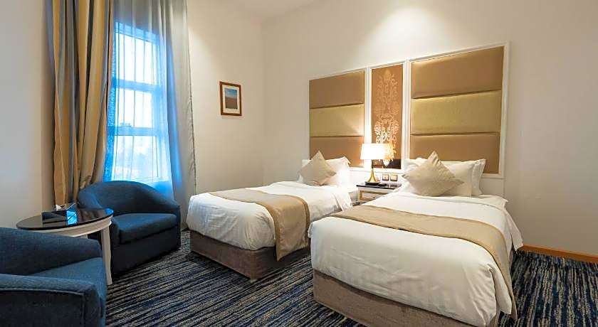 Platinum Alkhamseen Serviced Apartments