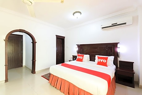 Deluxe One Bedroom Apartment