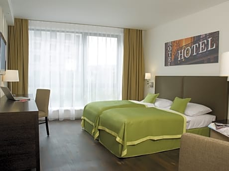 Superior Room, 2 Twin Beds, View