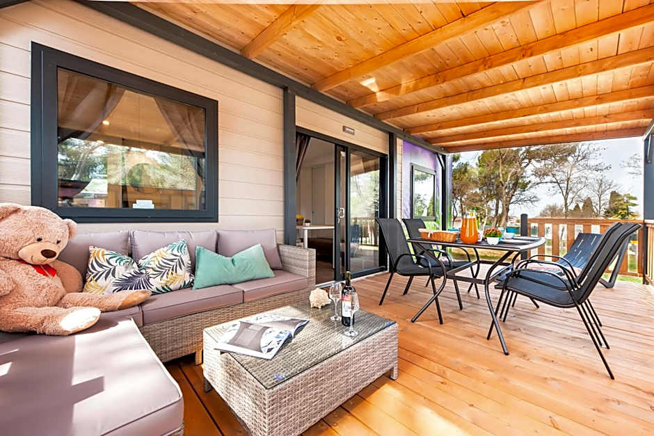 Glamping and Mobile Homes Lavanda - Holiday Centre Bi VIllage