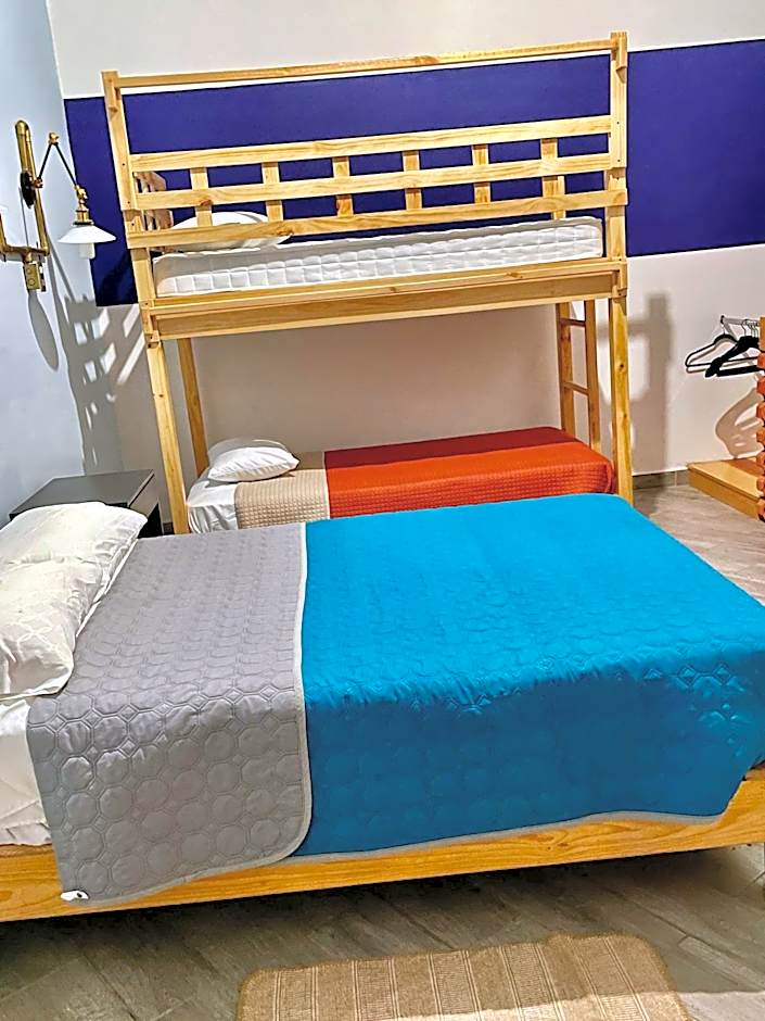Céntrica habitación privada , #7 de 1 a 4 personas, Casona Doña Paula Aparta-hotel, baño compartido