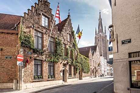 Hotel De Castillion - Small elegant hotel