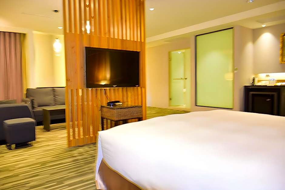 Ali Mountain Oriental Pearl International Hotel