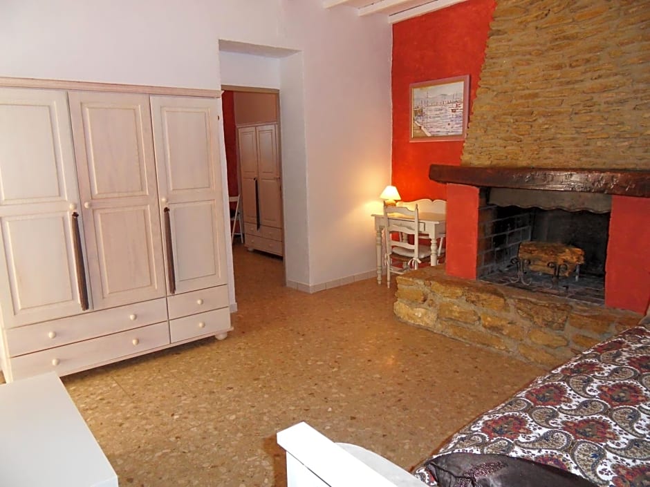 Le Jardin d'Ivana Chambres d'hôtes B&B avec Piscine chauffée