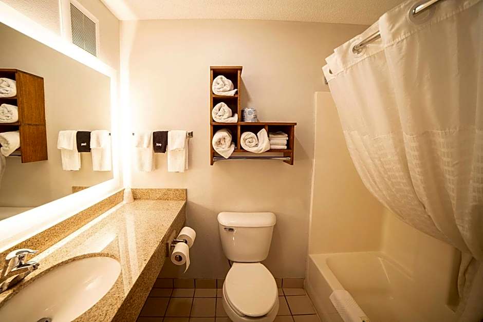 Quality Inn & Suites Watertown