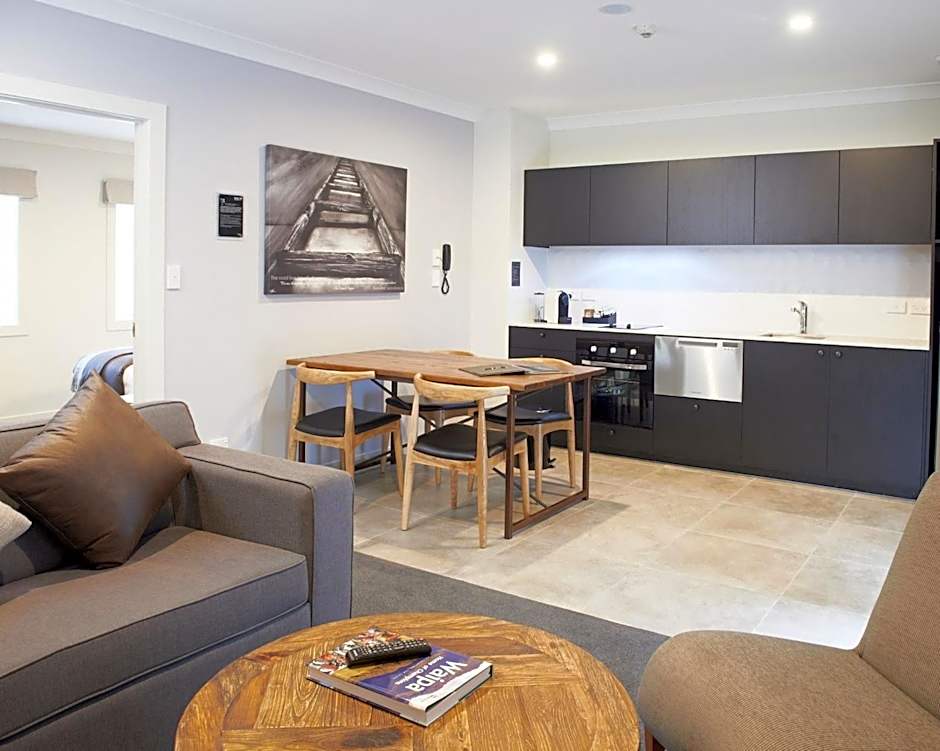 Kelly Rd Cambridge Lodge