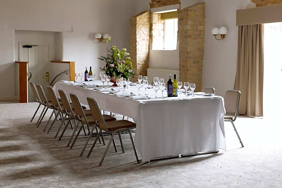 Voco Oxford Thames By IHG