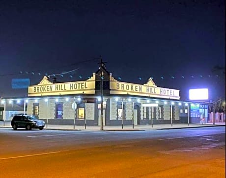 Broken Hill Hotel