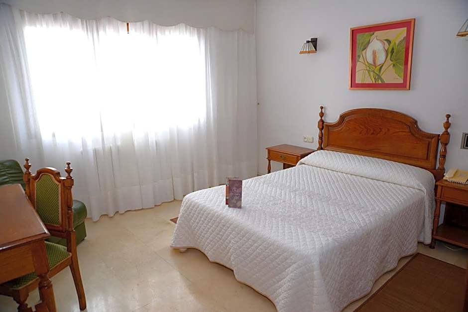 Hotel Serantes
