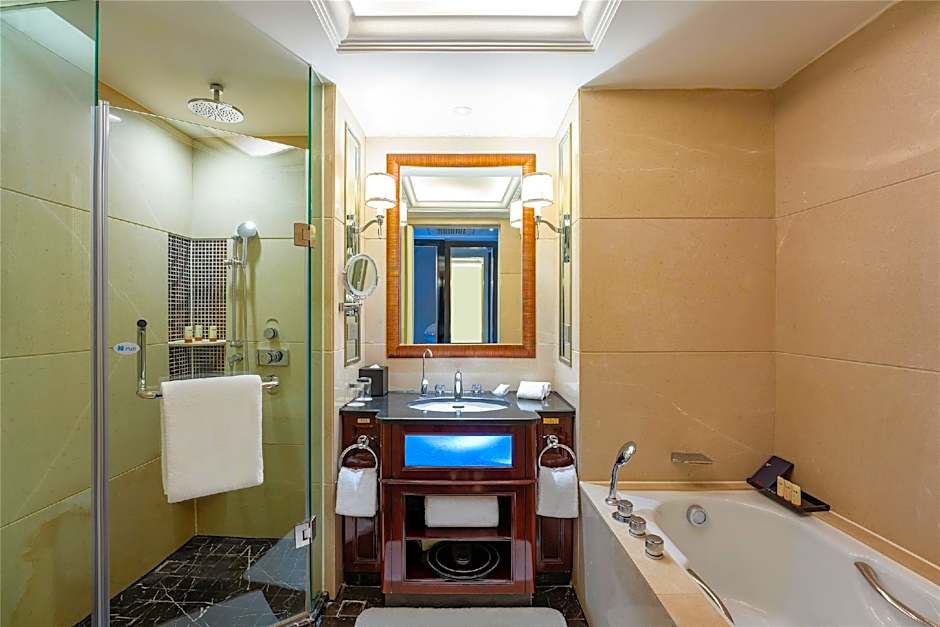 YUN-ZEN Jinling World Trade Plaza Hotel