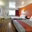 Motel 6-Claremont, CA