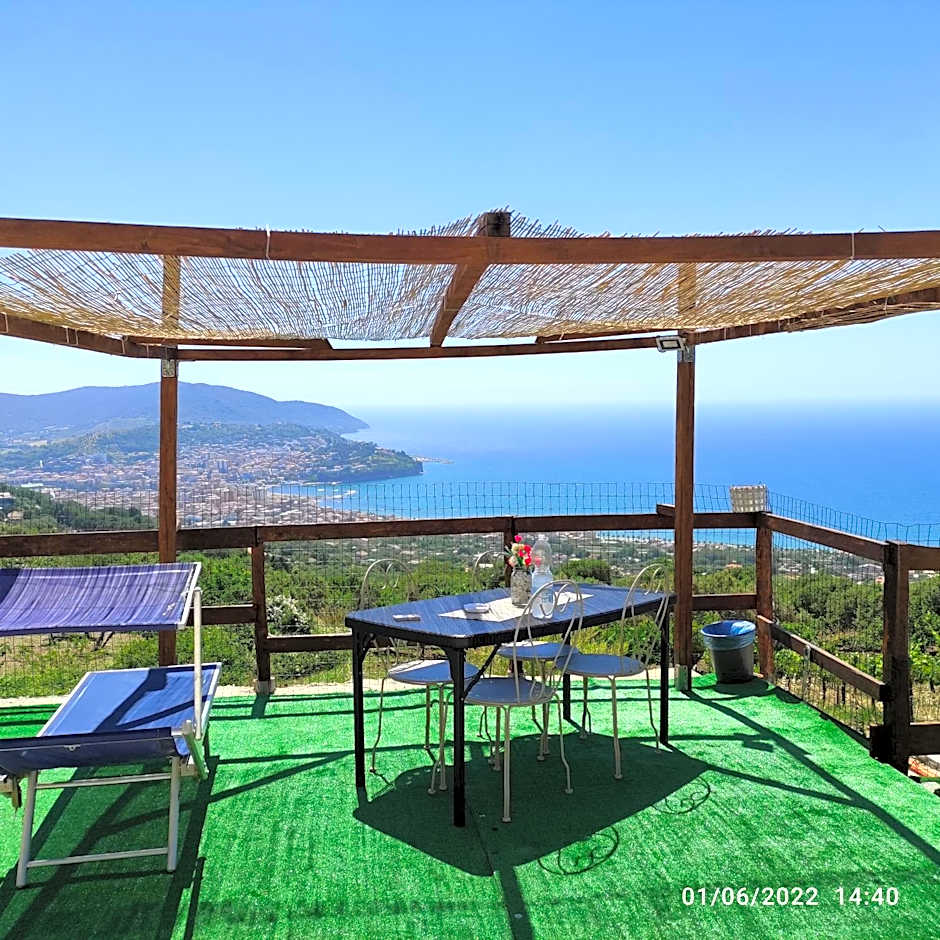 Una terrazza sul mare