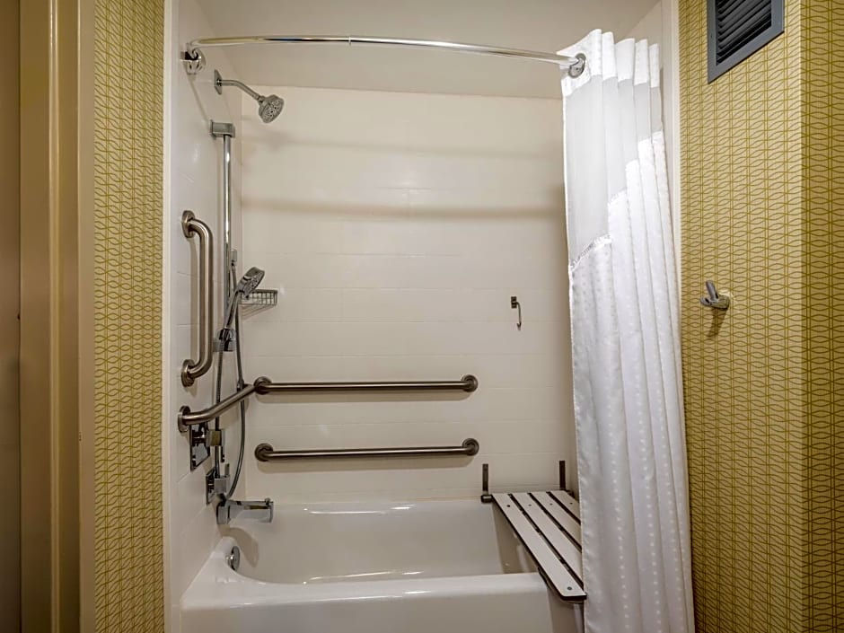Holiday Inn Greensboro Coliseum By IHG