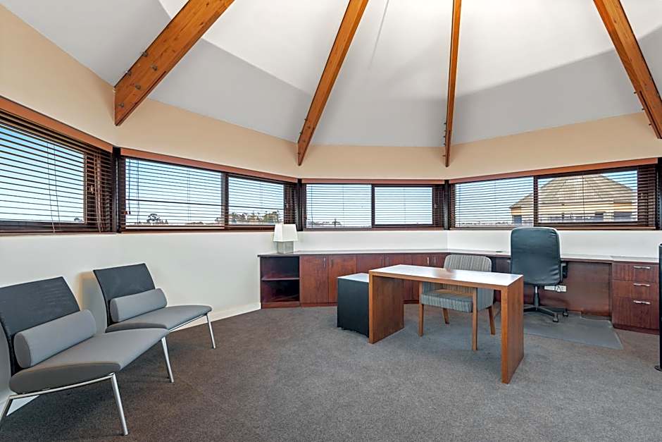 Amora Hotel Riverwalk