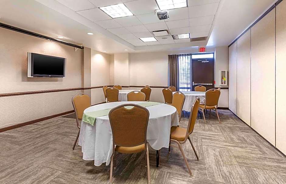 Extended Stay America Premier Suites - Pittsburgh - Cranberry - I-76