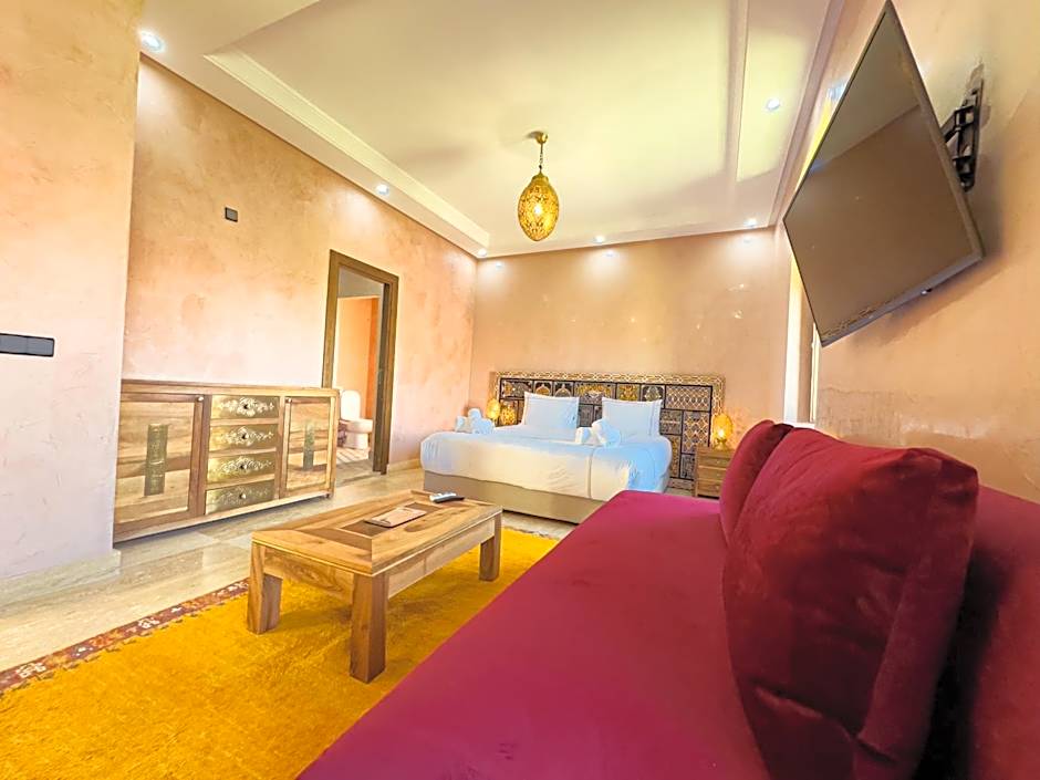 Riad Tonaroz