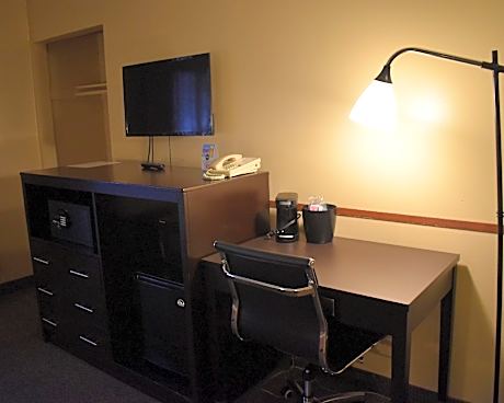 1 King Bed, Non-Smoking, Ground Floor, Street View, Flat Screen Television, Microwave And Refrigerat