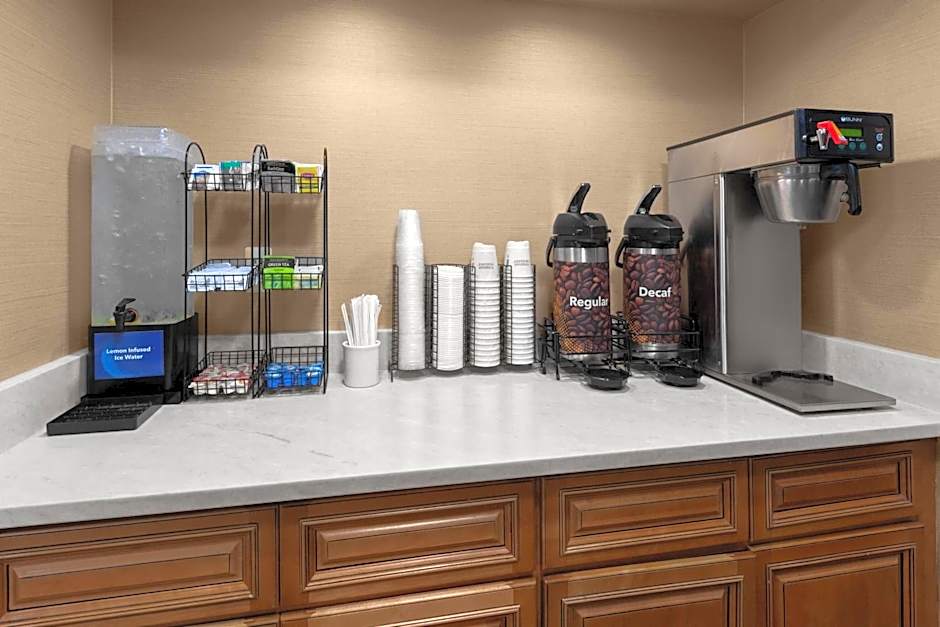 Wingate by Wyndham Utica