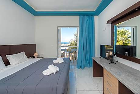 Studio with Sea View