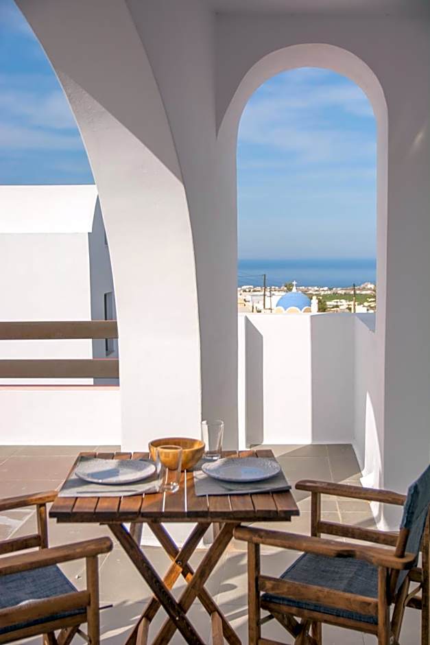 Amphitrite Suites Santorini
