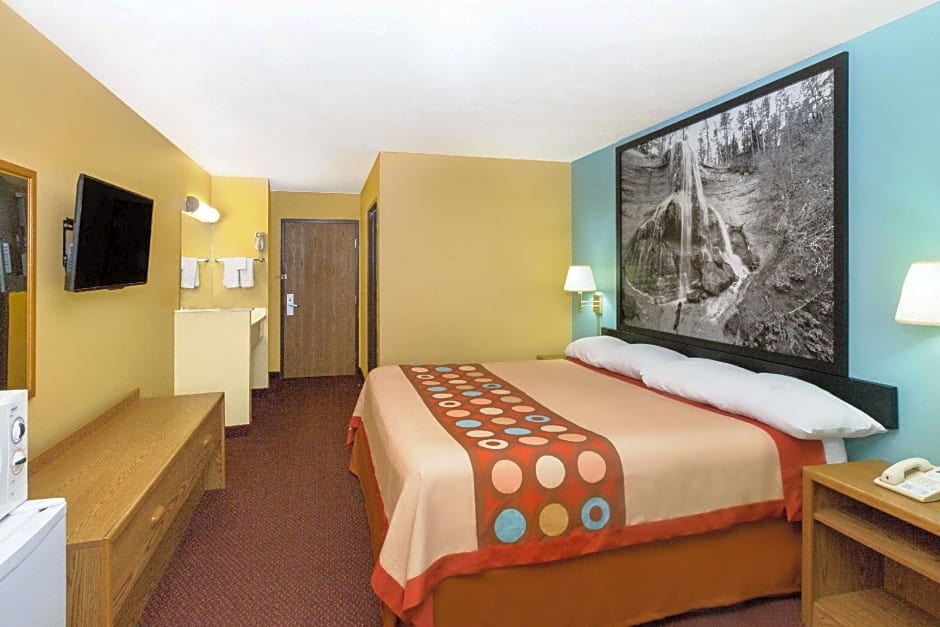 Super 8 by Wyndham Crete