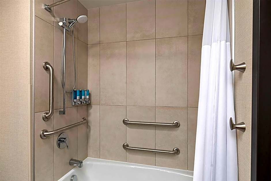 Drury Inn & Suites Springfield MO