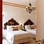 Los Pilares Hotel