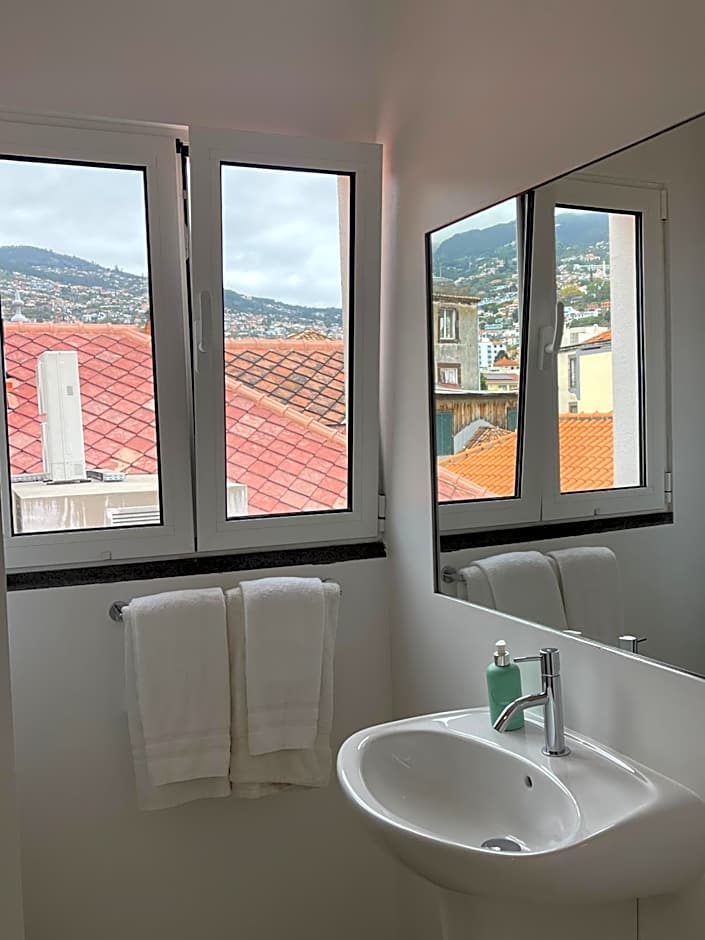 Esmeralda Holidays Apartments